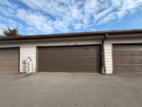 Building Photo - 1321 Court O