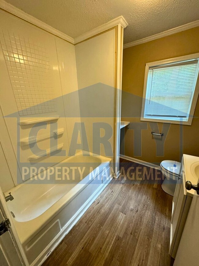 Building Photo - Two bedroom home w/ wrap-around porch!