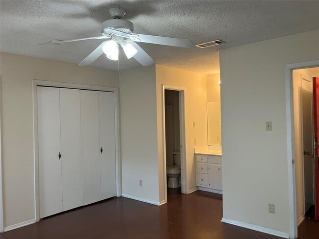 Building Photo - 8111 Ceberry Dr