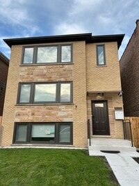 Building Photo - 2549 N 72nd Ct
