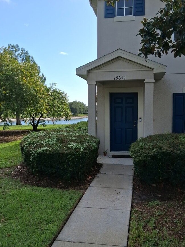 Building Photo - 15651 Stable Run Dr