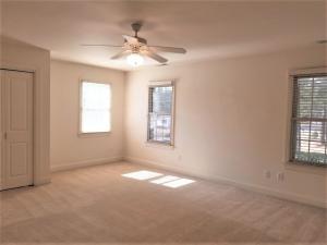 Building Photo - 101 Longwood Place