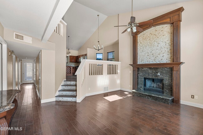 Building Photo - 6609 Parque Del Sol Dr