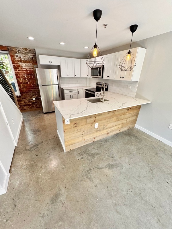 Building Photo - 2712 E Leigh St