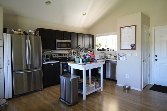 Building Photo - Great House in Loveland