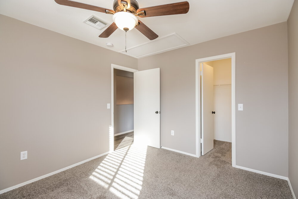 Building Photo - 1534 E Campbell Ave