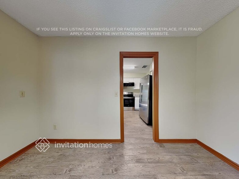 Building Photo - 8228 Lost Lake Dr