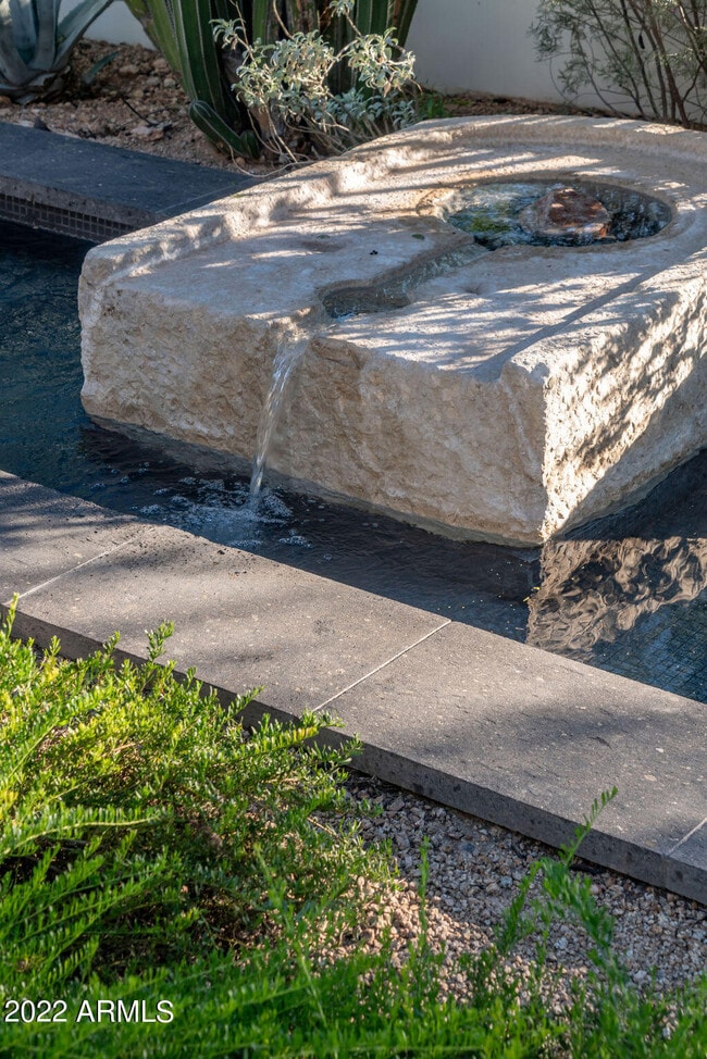 Building Photo - 6723 N Desert Fairways Dr