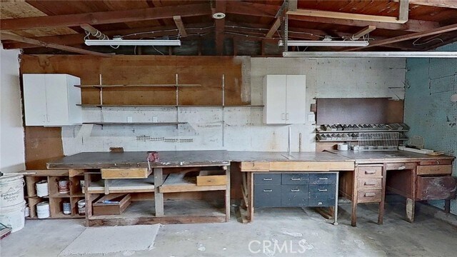 Building Photo - 8671 Kent Cir