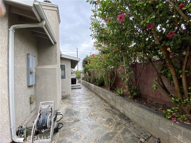 Building Photo - 21622 Palos Verdes Blvd