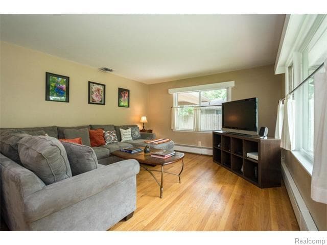 Building Photo - 1811 Alhambra Dr