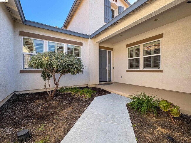 Building Photo - 2497 Winged Foot Rd