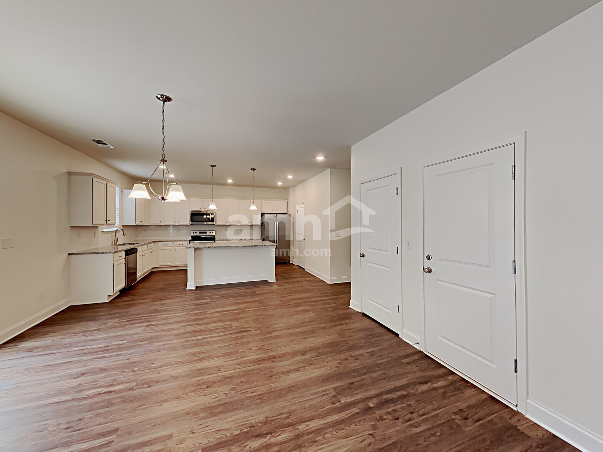 Building Photo - 2060 Brook Enclave Trail