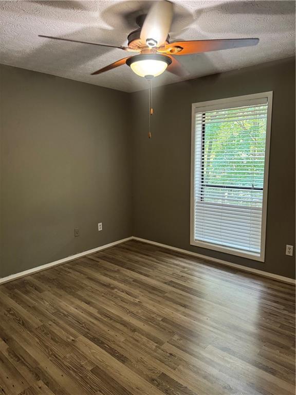 Building Photo - 903 Wynnes Ridge Cir SE
