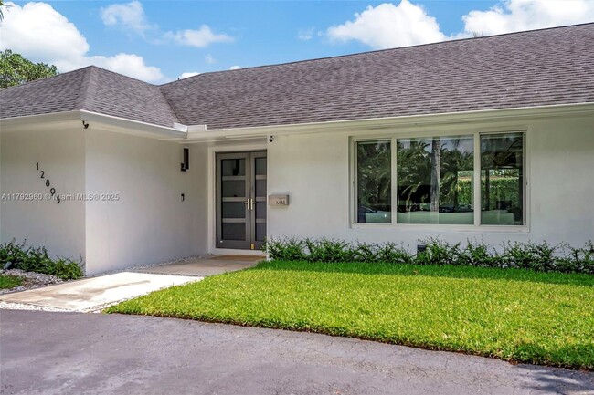 Building Photo - 12895 SW 75th Ave