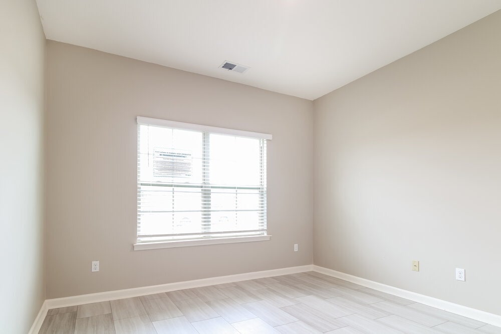 Building Photo - 365 Beau Tisdale Dr