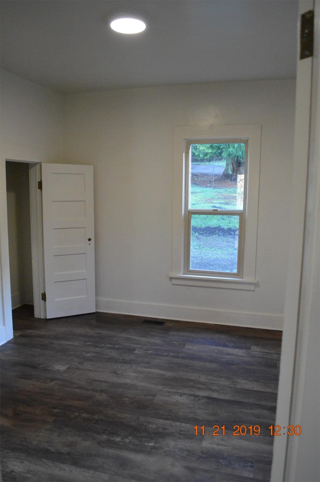 Building Photo - 75905 Gp Erickson Rd