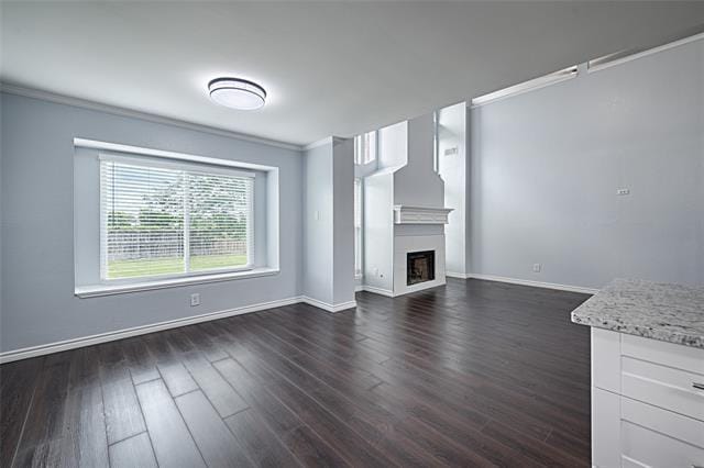 Building Photo - 6703 Meadowcrest Dr
