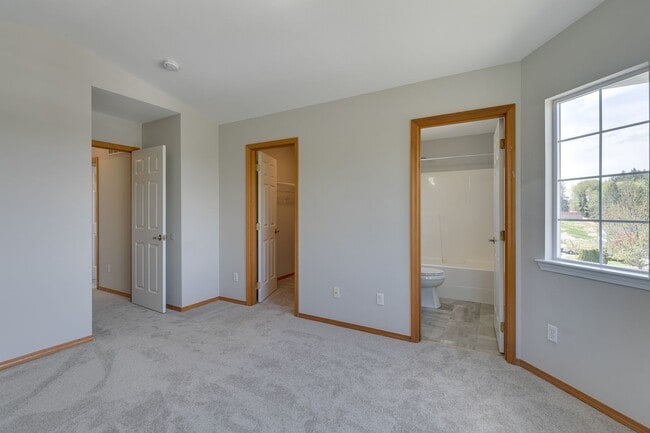 Building Photo - Lake Stevens Home For Rent! Open House This Saturday 8/22 1 - 3 p.m.