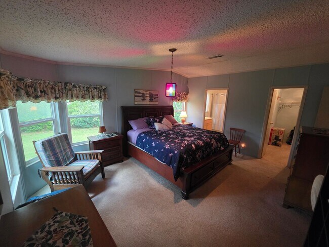 Building Photo - Hidden Gem - Vacation Home