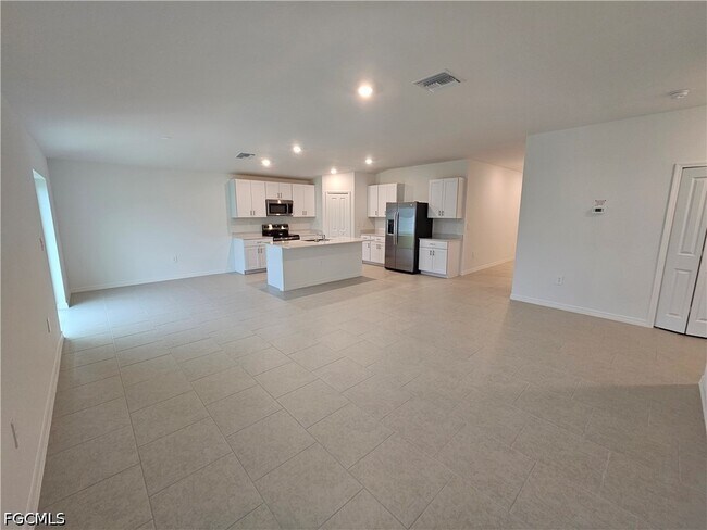 Building Photo - 17316 Cantu Ct