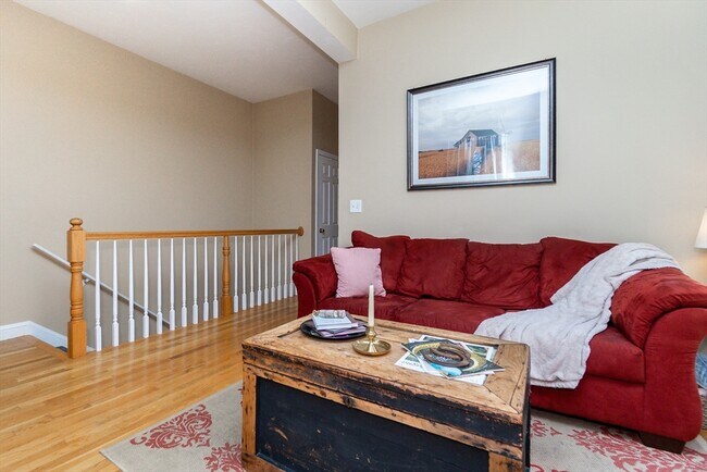 Building Photo - 224 Salem St