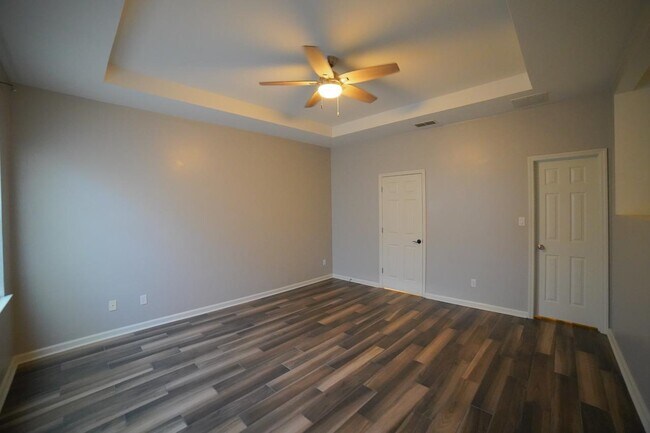 Building Photo - 5434 Hampton Hill Cir
