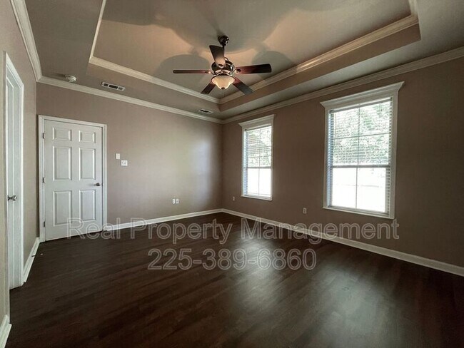 Building Photo - 30092 Irene Kennard Ave