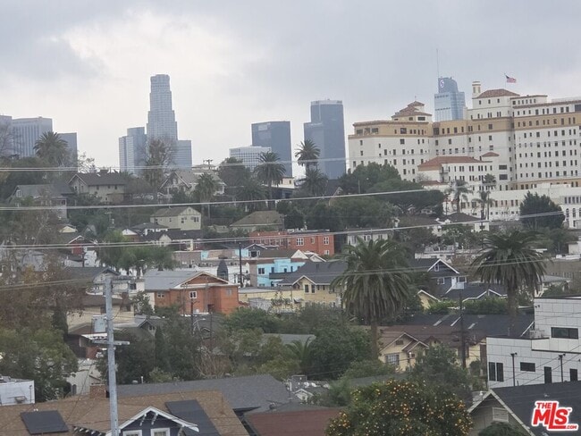 Building Photo - 838 N La Fayette Park Pl