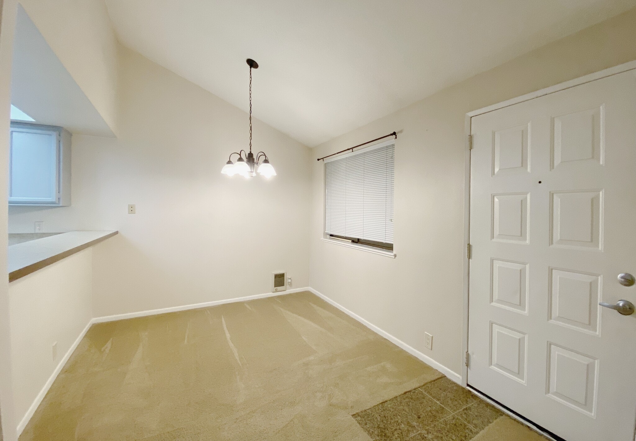 Building Photo - 14625 SW Grayling Ln