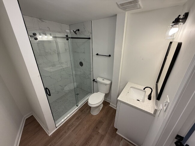 Building Photo - **Spacious 4-Bedroom Home with Modern Comforts in Decatur, GA**