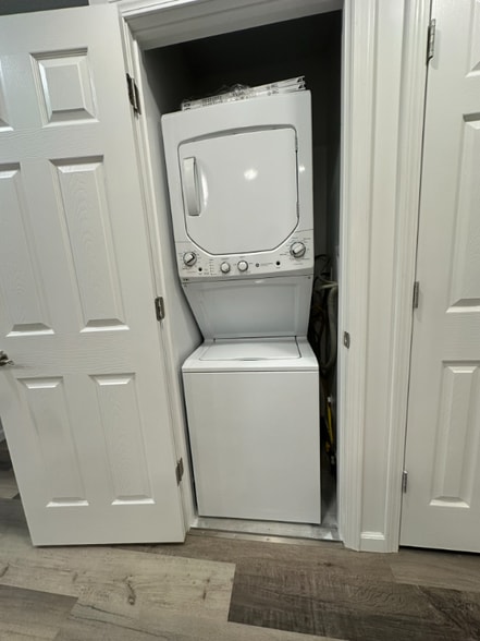 Building Photo - 28532 Grayling Ave