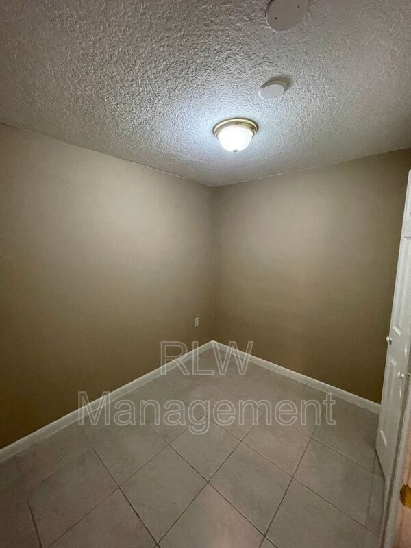 Building Photo - 206 Osceola Ave