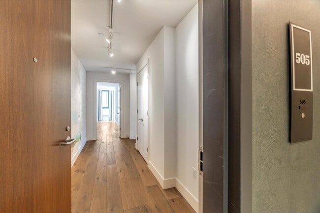 Building Photo - 1450 Franklin St