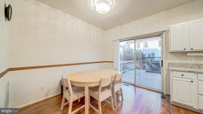 Building Photo - 43520 Laidlow St