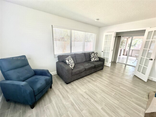 Building Photo - 3511 Quentin Ave