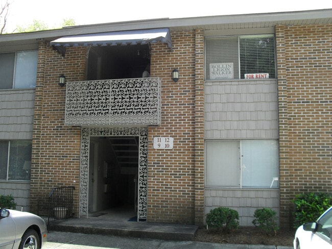 Primary Photo - Shandon Gardens Unit #12