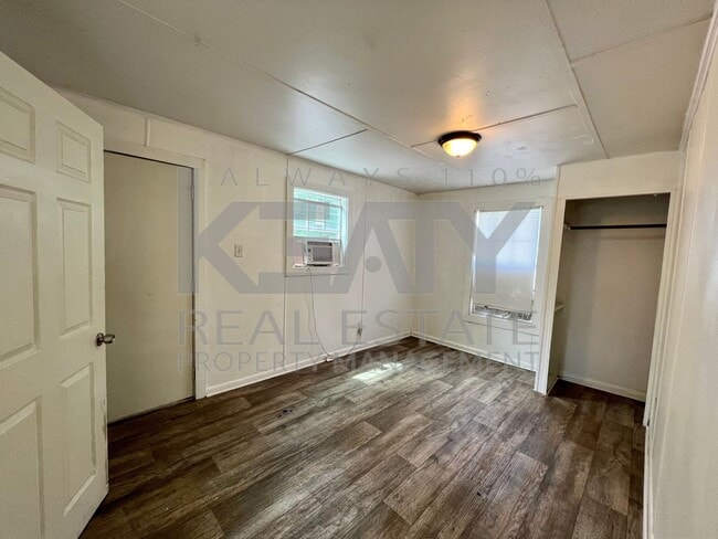 Building Photo - Coming soon! 3 Bedroom, 1 Bathroom Home!