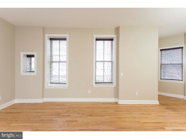 Building Photo - 1100 Spruce St