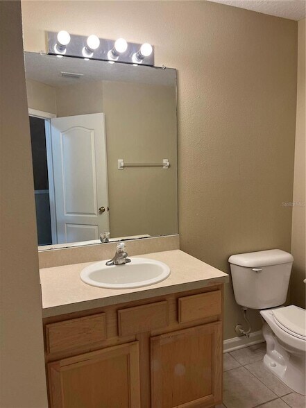 Building Photo - 2751 Conch Hollow Dr