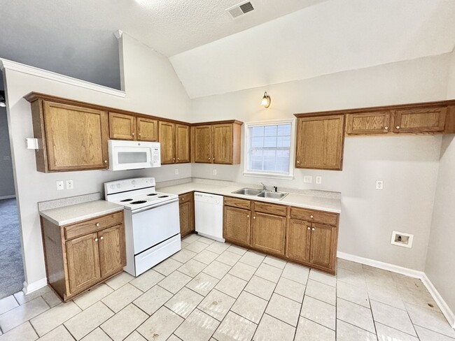 Building Photo - 7469 Dal Whinnie Trail