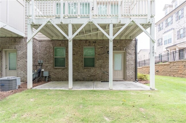 Building Photo - 2701 Cedar Pne Wy