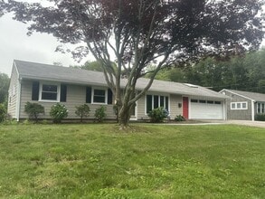 Building Photo - 144 S Pier Rd