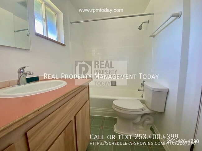 Building Photo - 5802 S M St