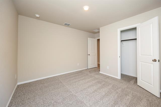 Building Photo - 1352 Tierra Blanca Dr