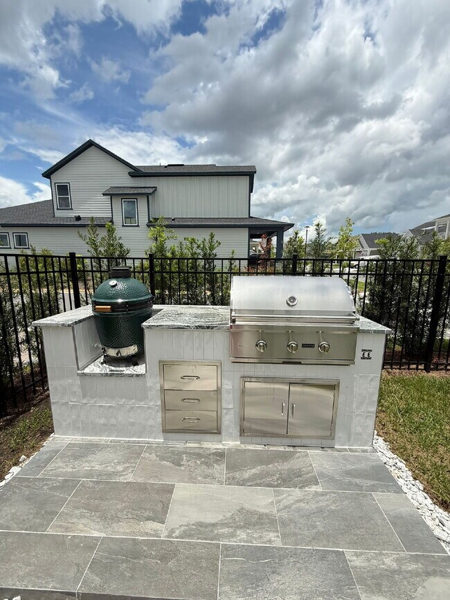 Building Photo - "Spacious 3-Bedroom Home in St. Cloud with...