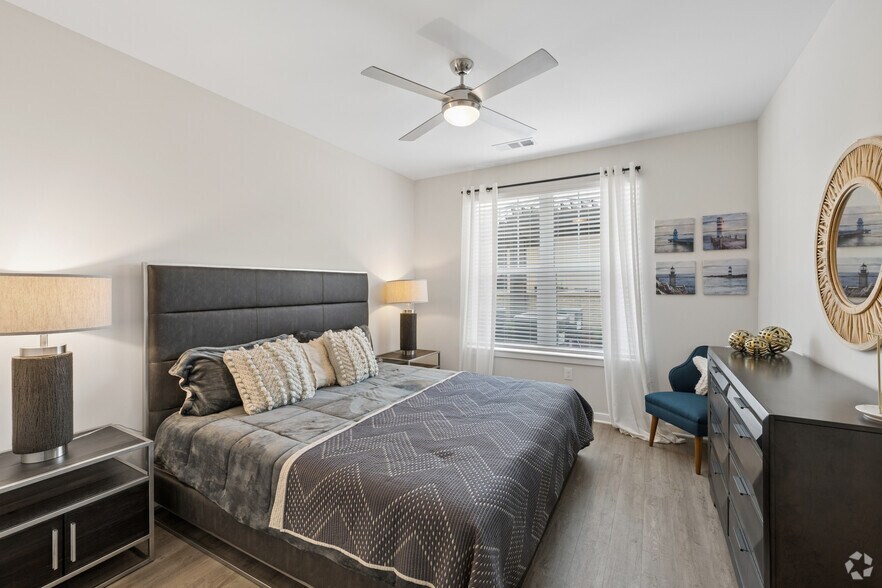 Clipper - 2BR, 2BA - 1,040SF - Primary Bedroom - Stepping Stone at Bridgewater