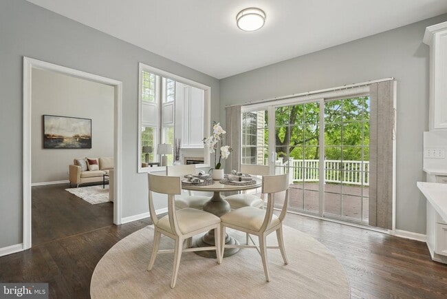 Building Photo - 51 Knickerbocker Ln