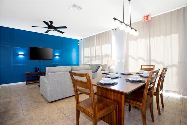 Building Photo - 3181 Tocoa Cir