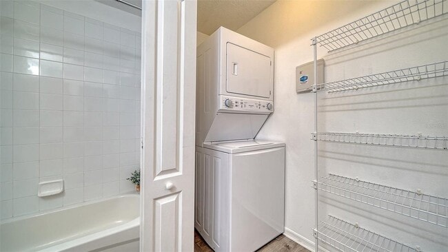 Building Photo - For Rent – Beautiful 2 Bedroom Condo in Heritage Harbour | Bradenton, FL 34212